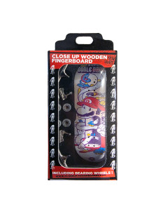 Close UP Wooden Fingerboard...